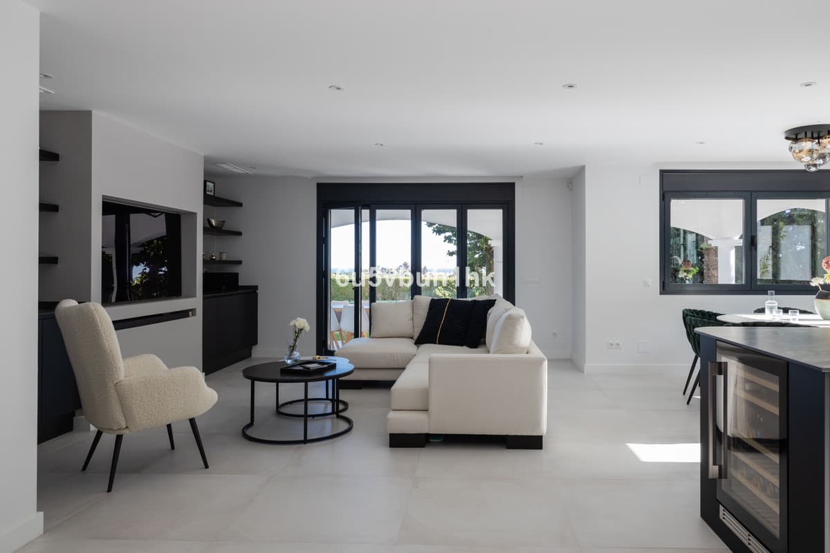 Detached Villa in La Quinta — photo 7 of 10