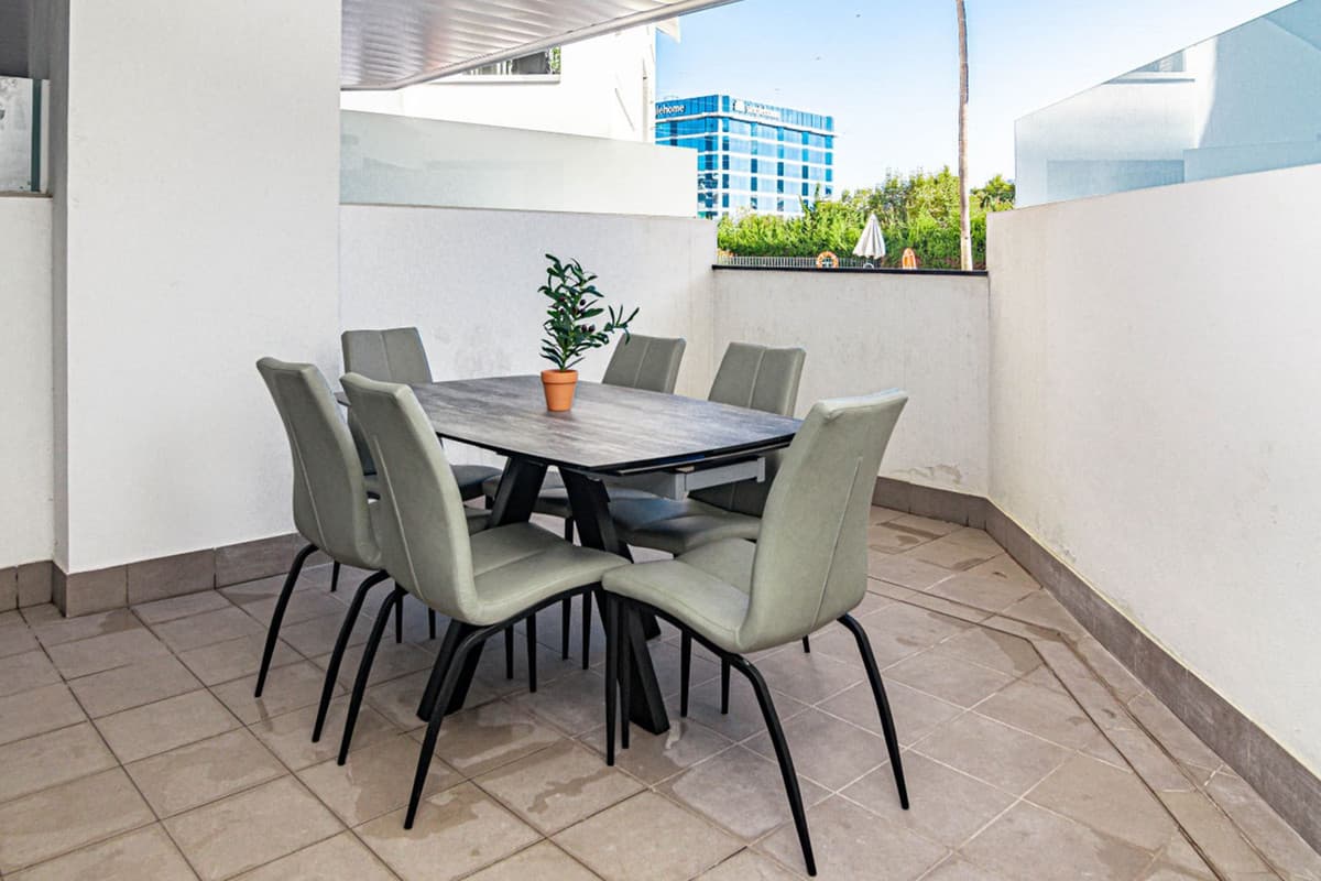 Ground Floor Apartment in Marbella — photo 5 of 10