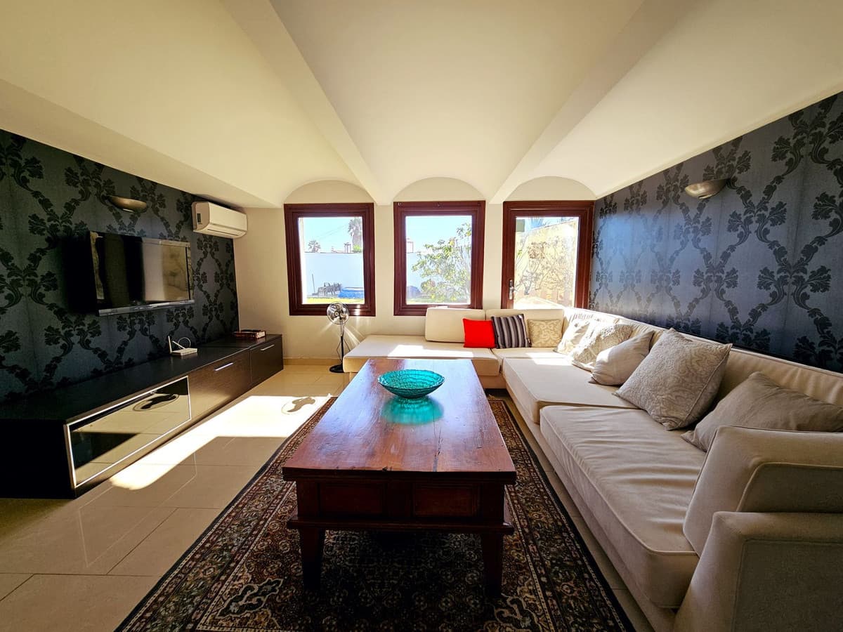 Detached Villa in Estepona — photo 8 of 10