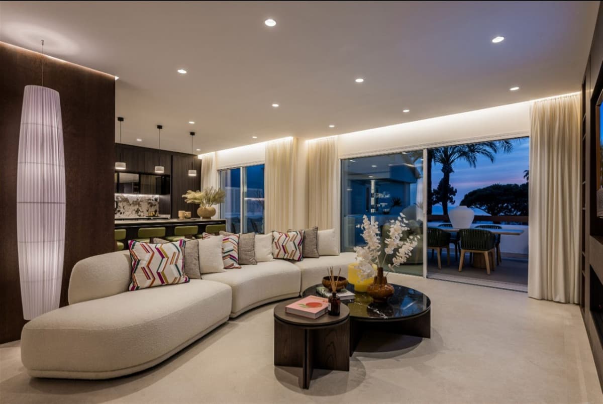 Middle Floor Apartment in Los Monteros — photo 3 of 10