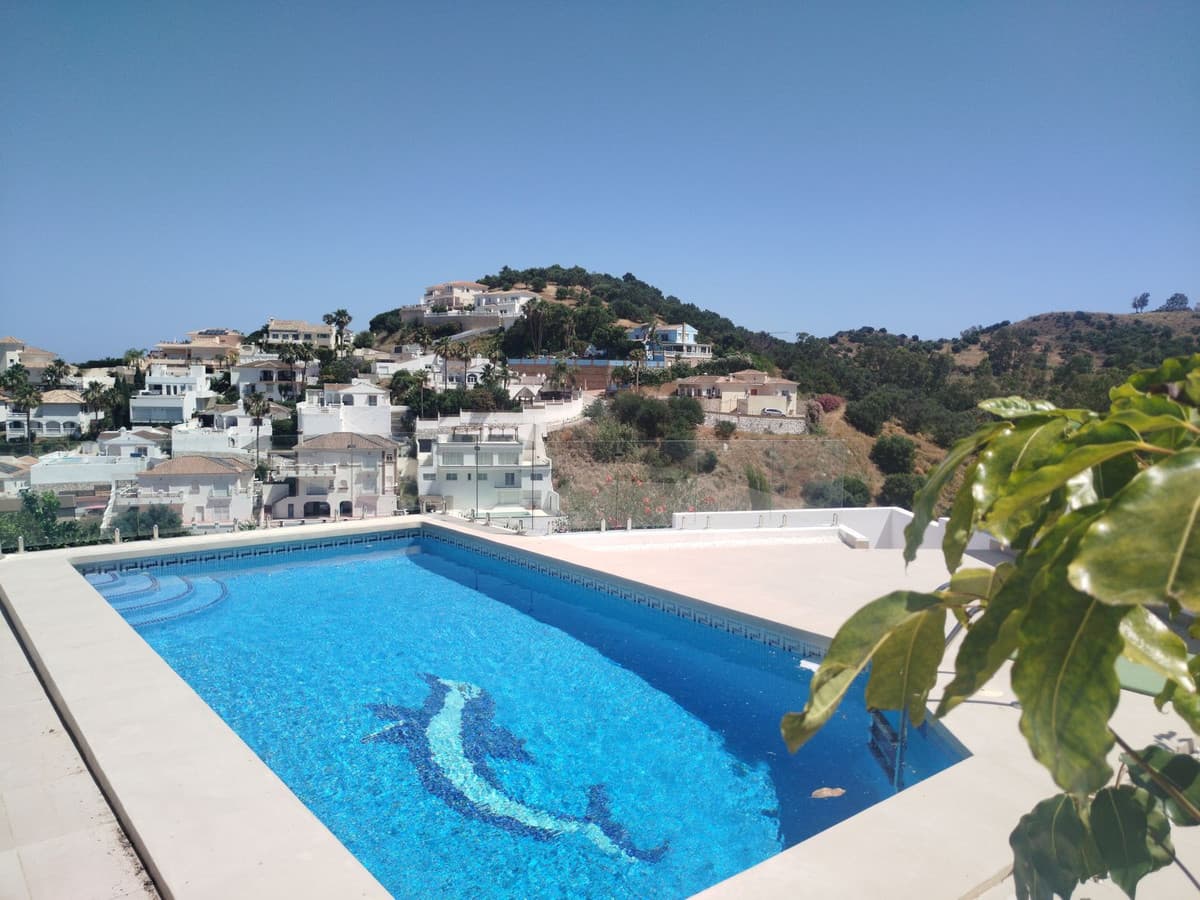 Detached Villa in Cerros del Aguila — photo 6 of 10