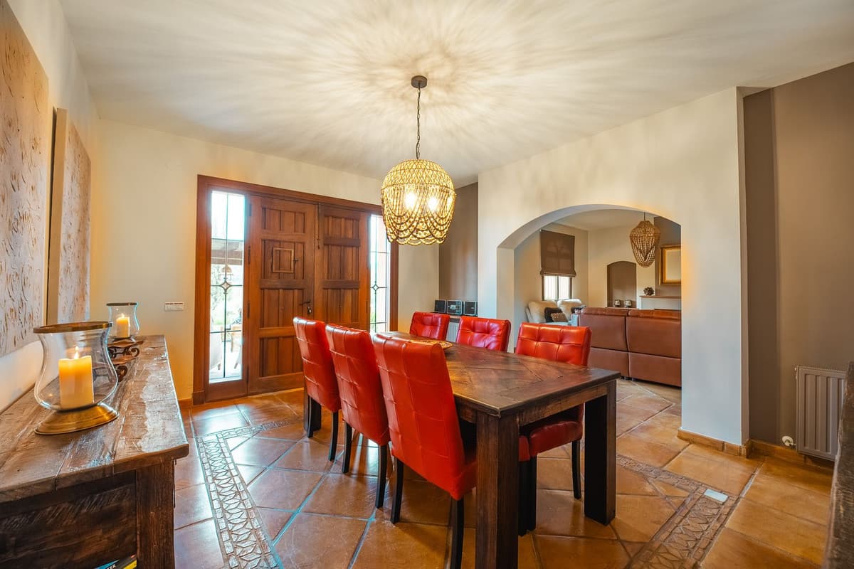 Detached Villa in Monda — photo 6 of 10