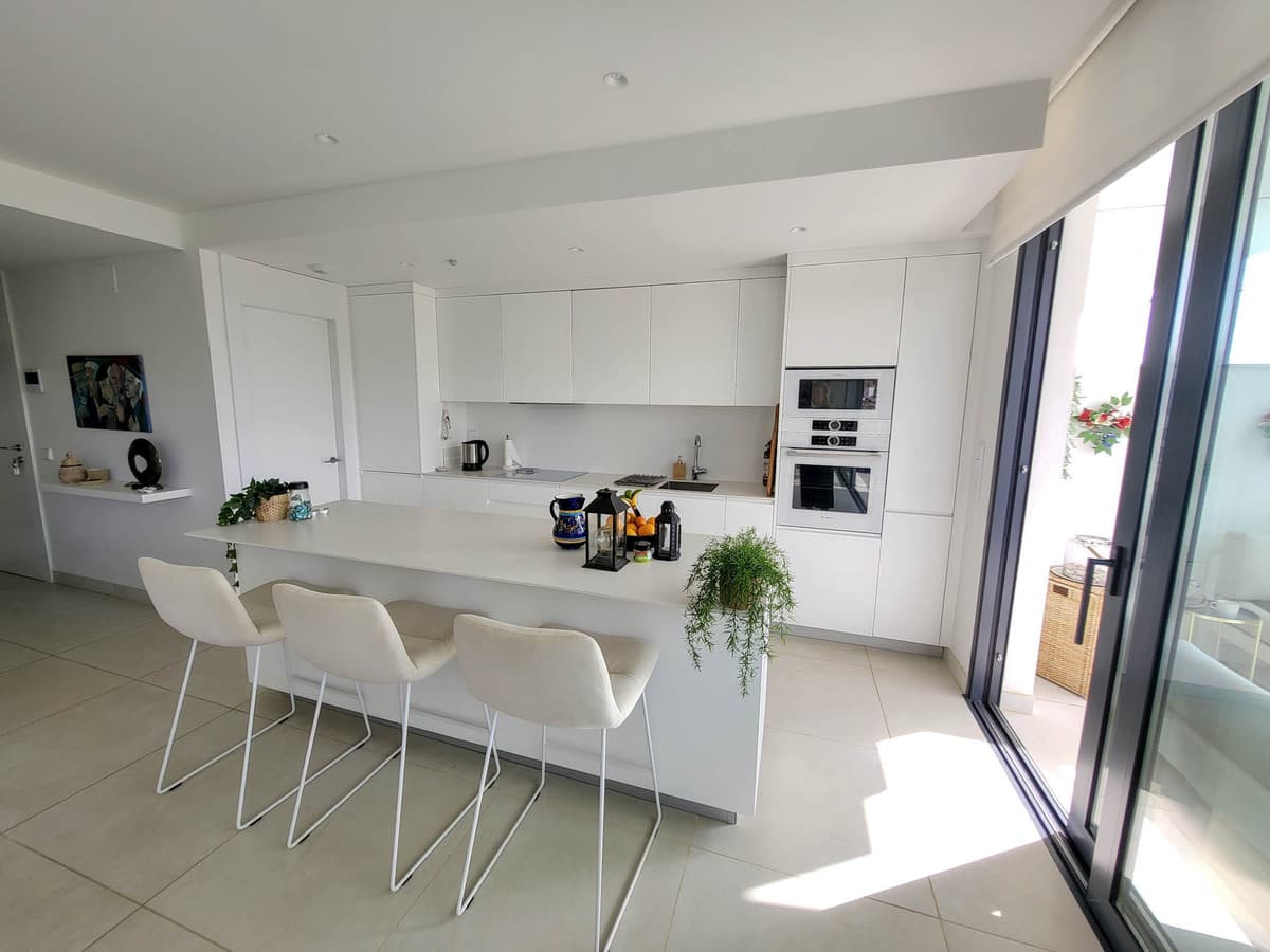 Middle Floor Apartment in Fuengirola — photo 7 of 10