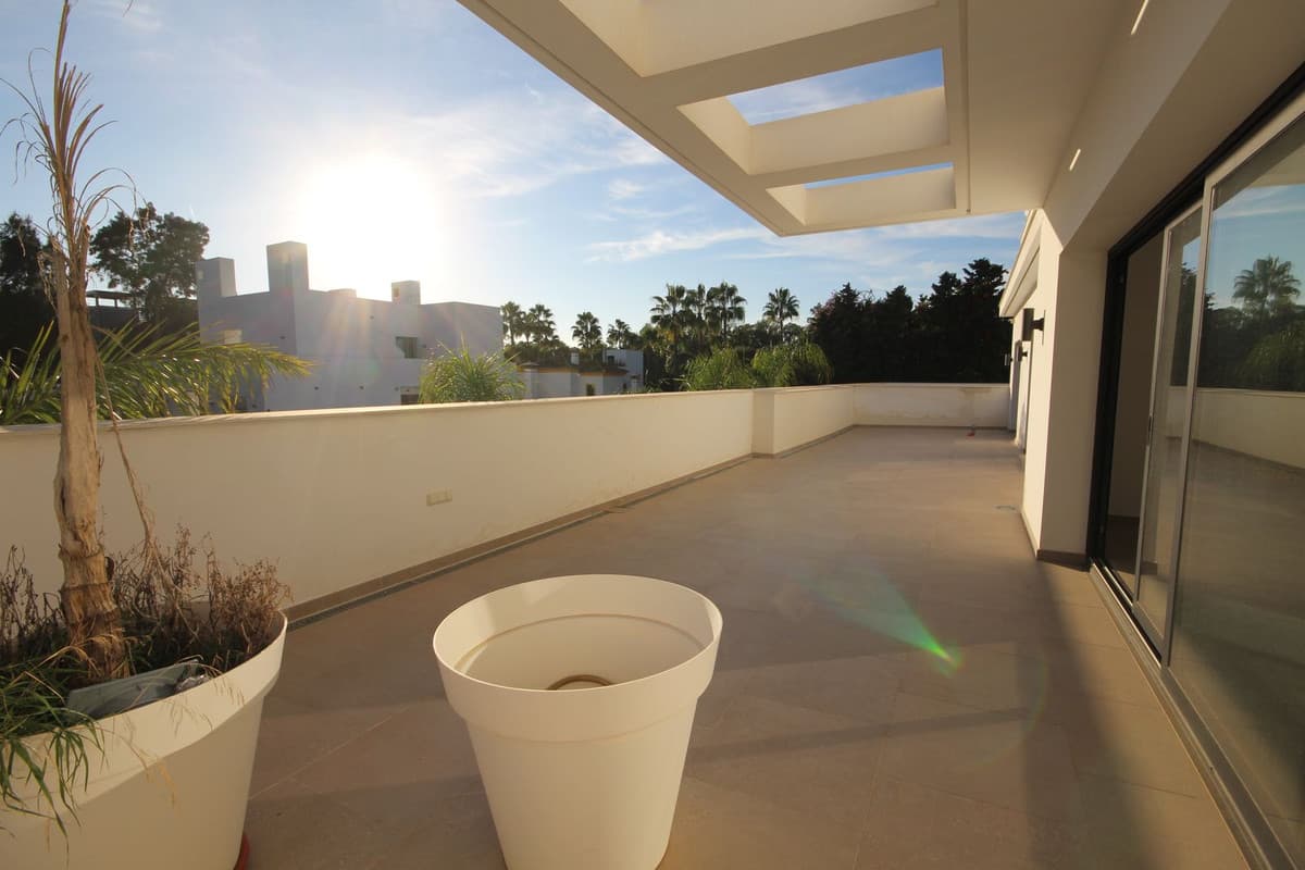 Detached Villa in Elviria — photo 9 of 10