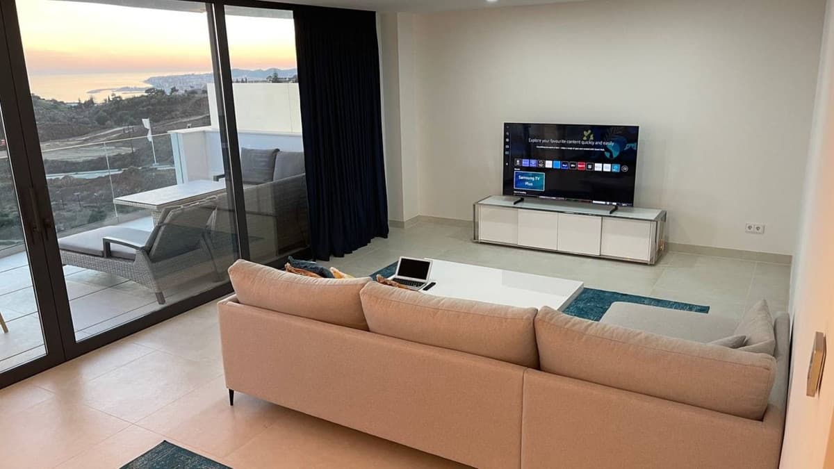 Middle Floor Apartment in Fuengirola — photo 9 of 10