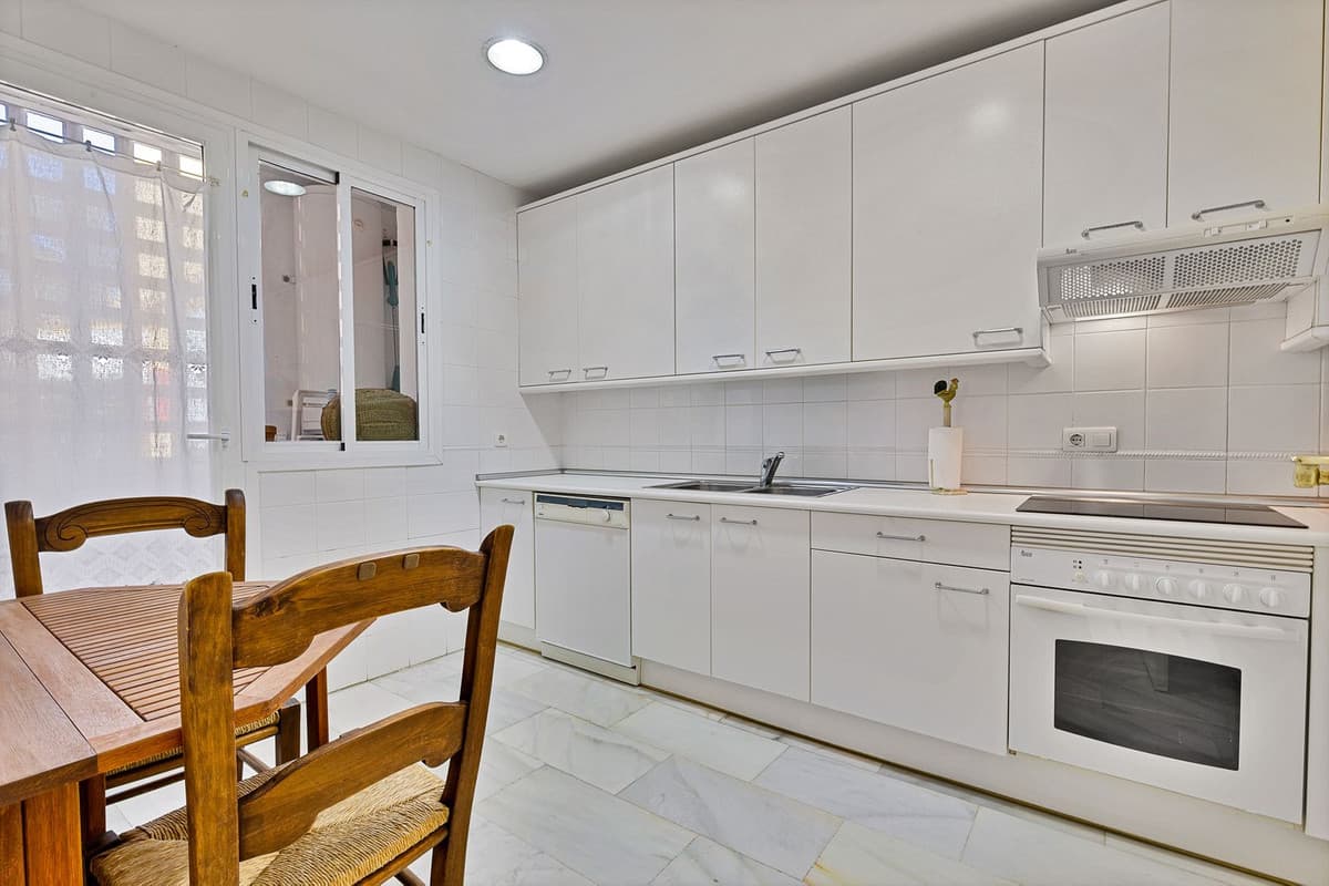 Townhouse in San Pedro de Alcántara — photo 8 of 10