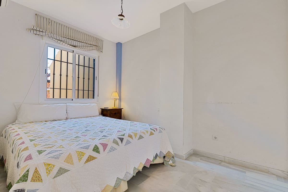Townhouse in San Pedro de Alcántara — photo 9 of 10