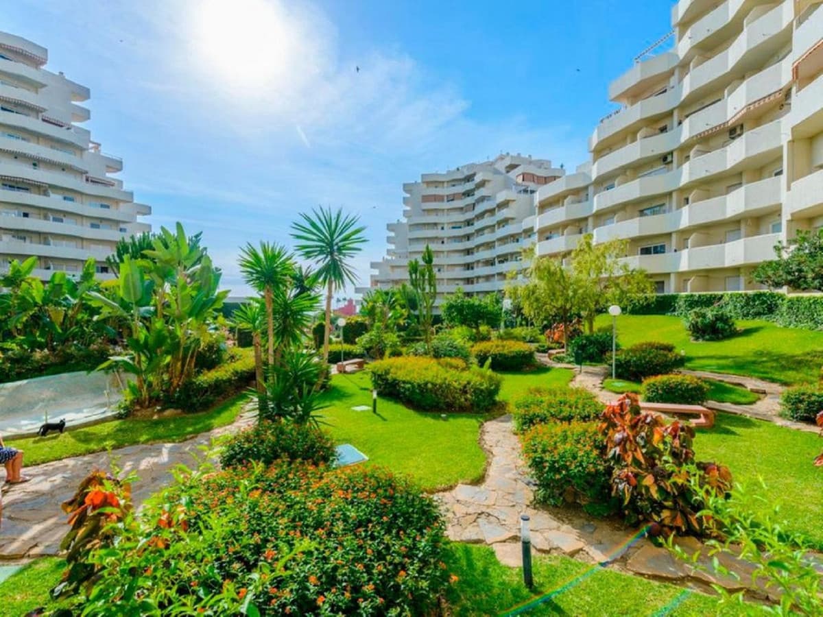 Middle Floor Apartment in Benalmadena — photo 5 of 10