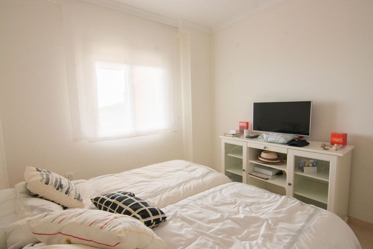 Middle Floor Apartment in La Mairena — photo 10 of 10