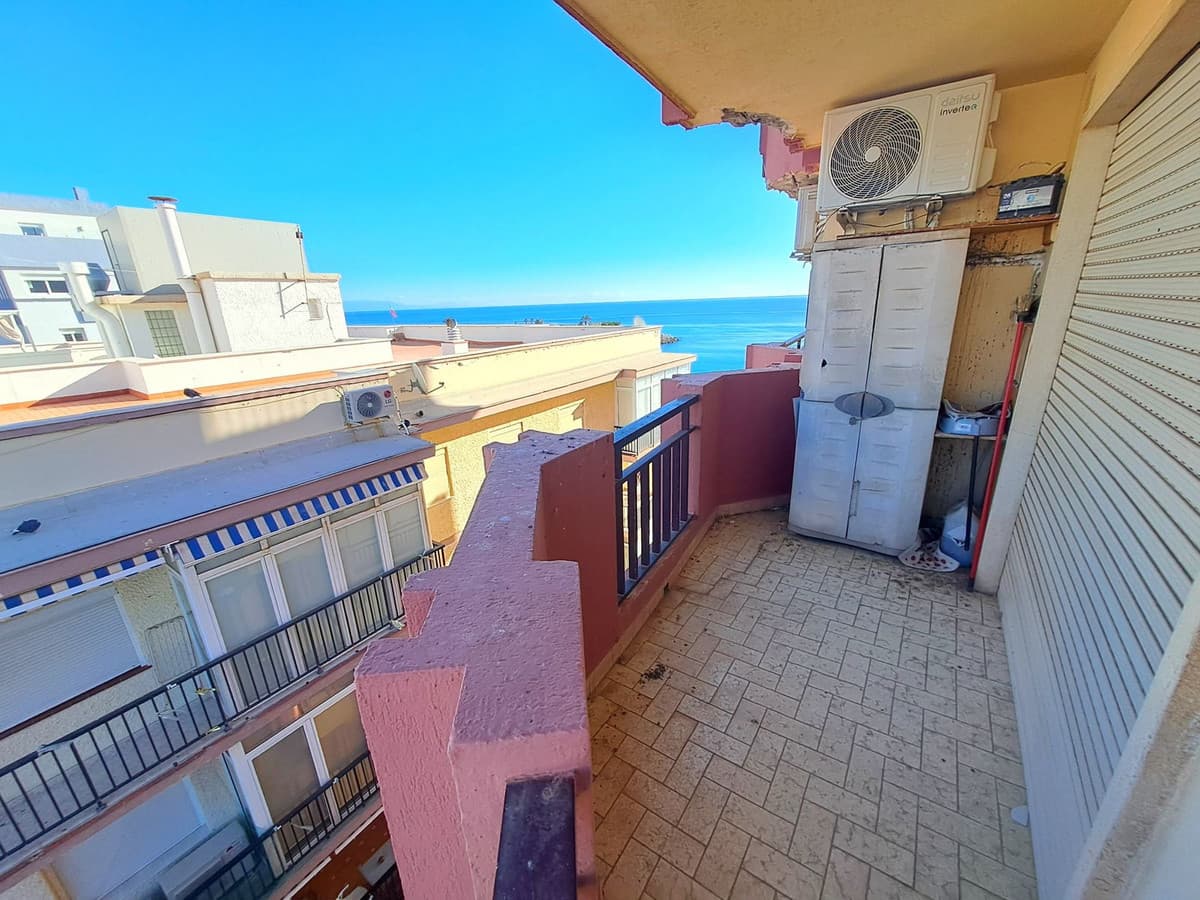 Middle Floor Apartment in Fuengirola — photo 5 of 10