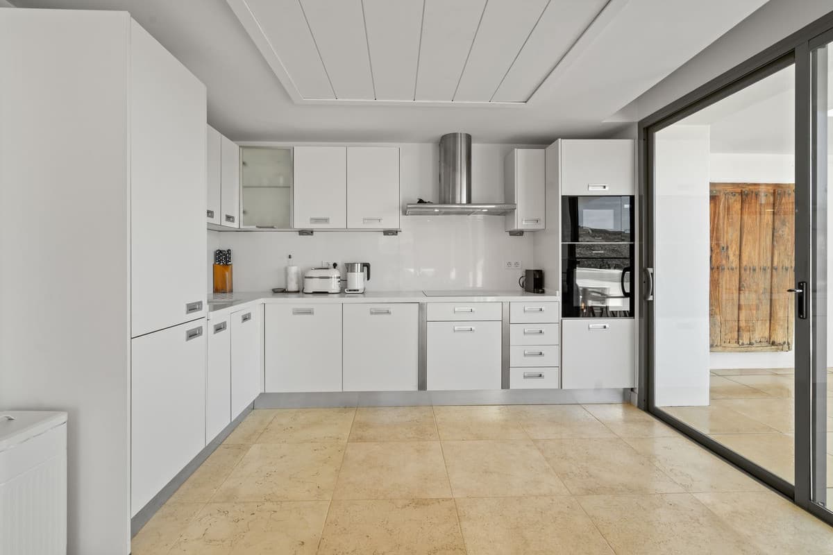 Penthouse Duplex in Los Flamingos — photo 5 of 10