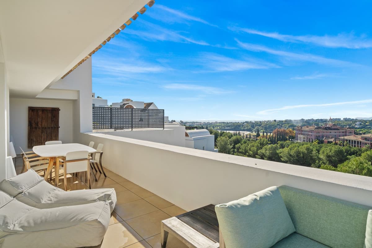 Penthouse Duplex in Los Flamingos — photo 7 of 10