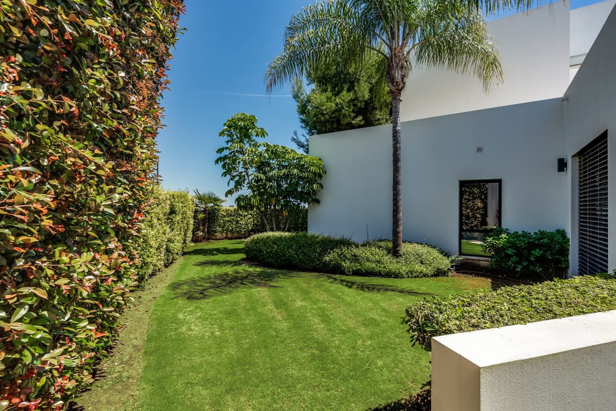 Detached Villa in The Golden Mile — photo 6 of 10