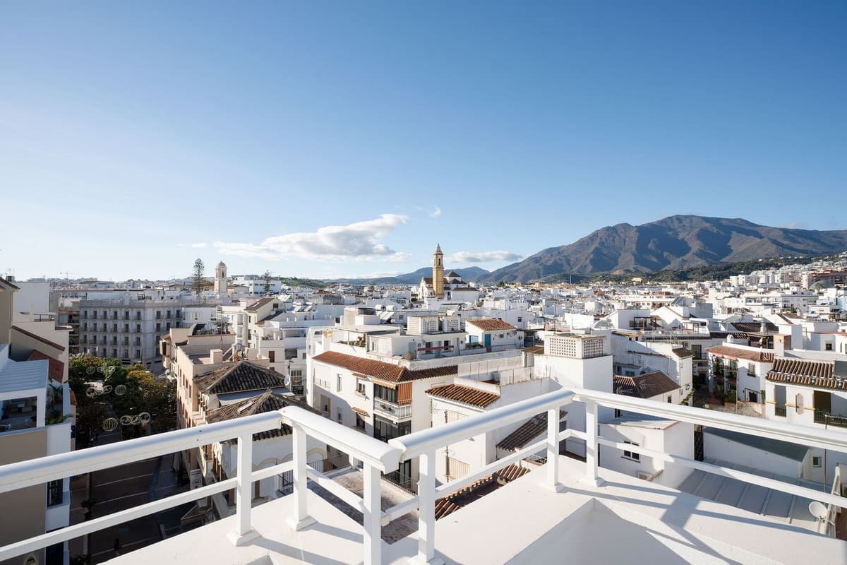 Penthouse in Estepona — photo 2 of 10