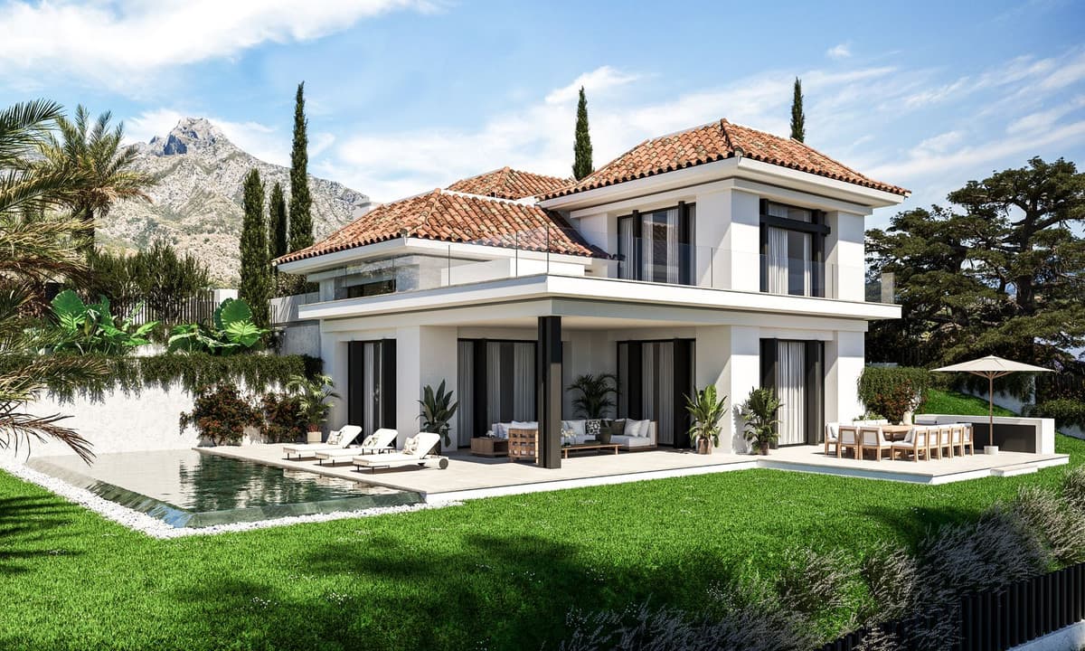 Detached Villa in The Golden Mile — photo 1 of 10