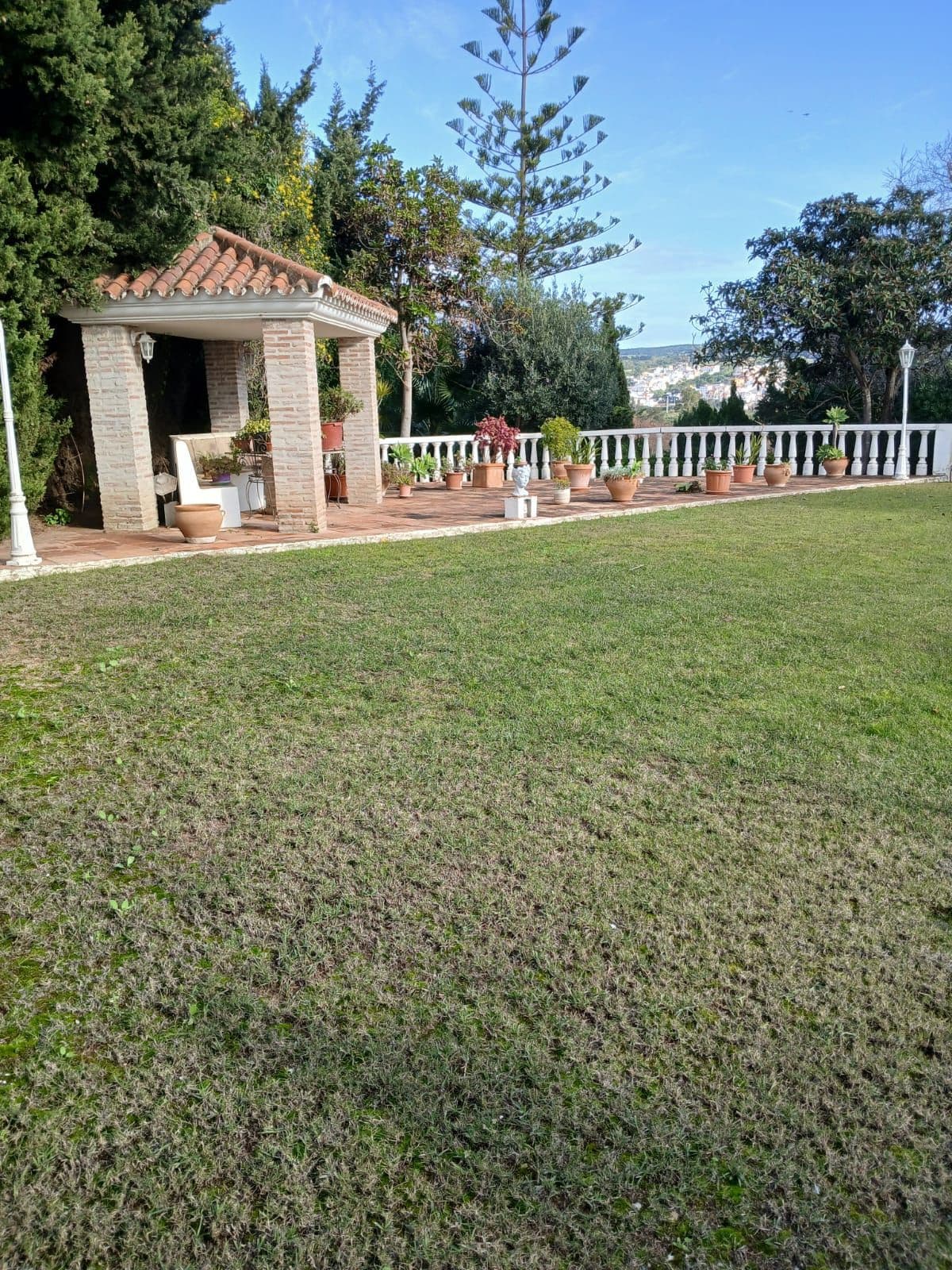 Detached Villa in Pueblo Nuevo de Guadiaro — photo 7 of 10