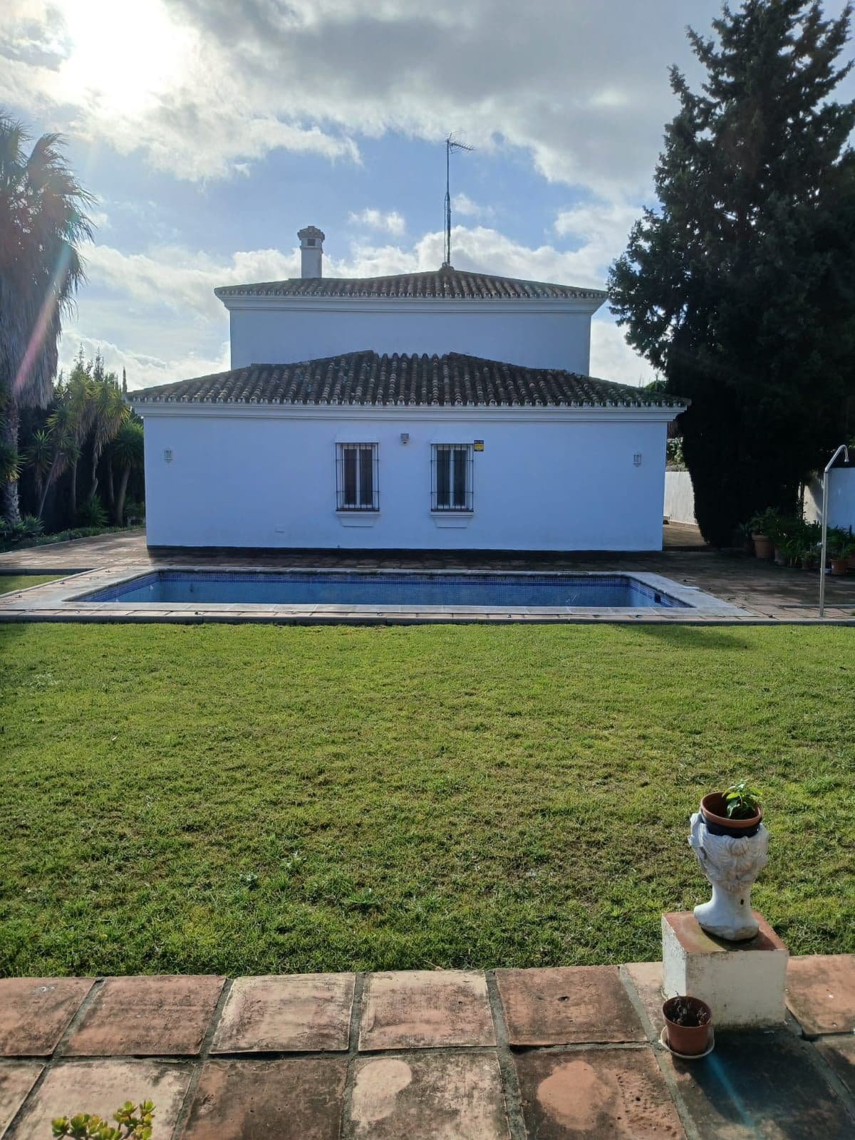 Detached Villa in Pueblo Nuevo de Guadiaro — photo 9 of 10