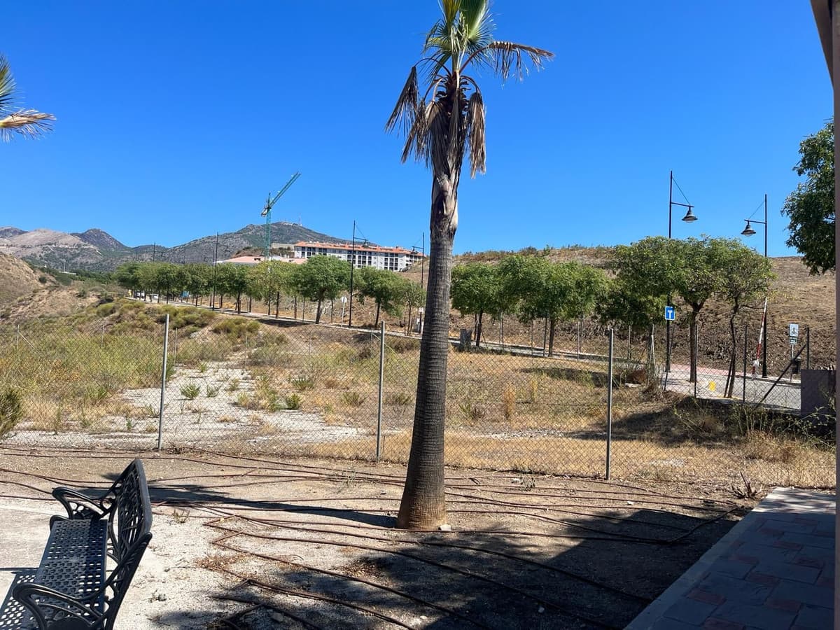 Residential Plot in Fuengirola — photo 1 of 10
