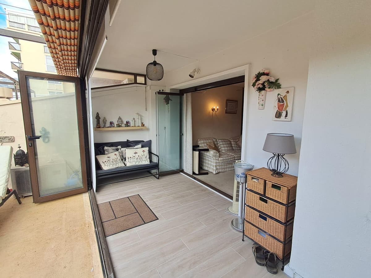 Middle Floor Apartment in Fuengirola — photo 3 of 10