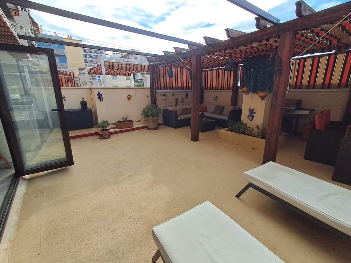 Middle Floor Apartment in Fuengirola — photo 4 of 10