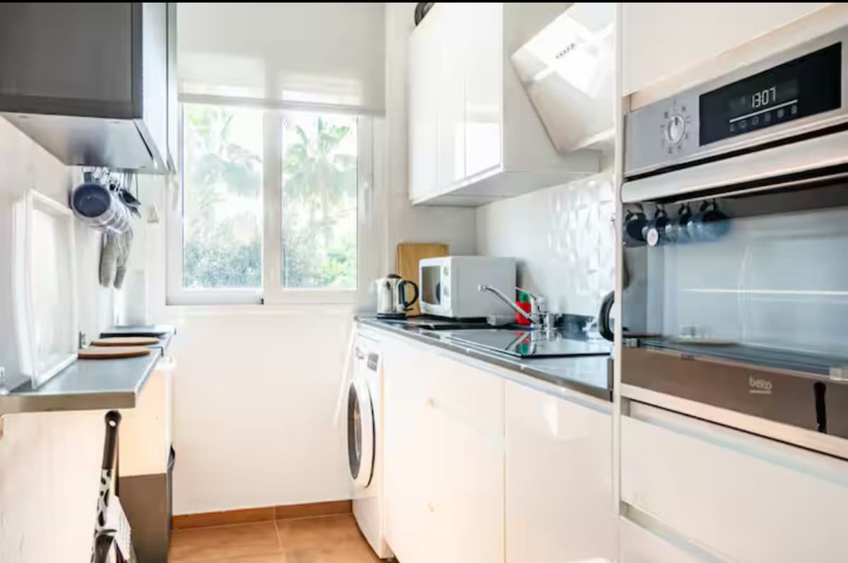 Ground Floor Apartment in Puerto de Cabopino — photo 9 of 10