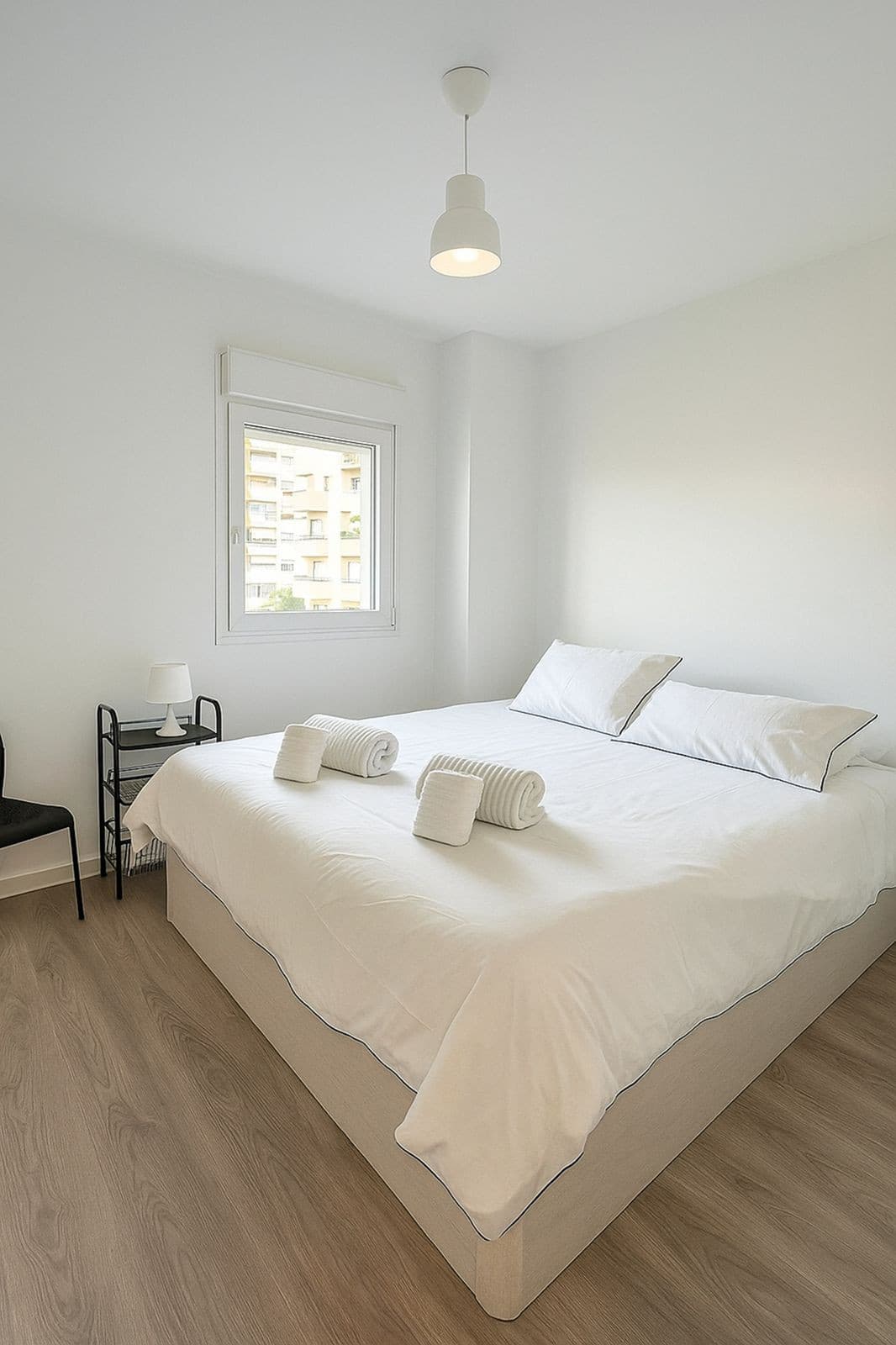 Middle Floor Apartment in Nueva Andalucía — photo 4 of 10