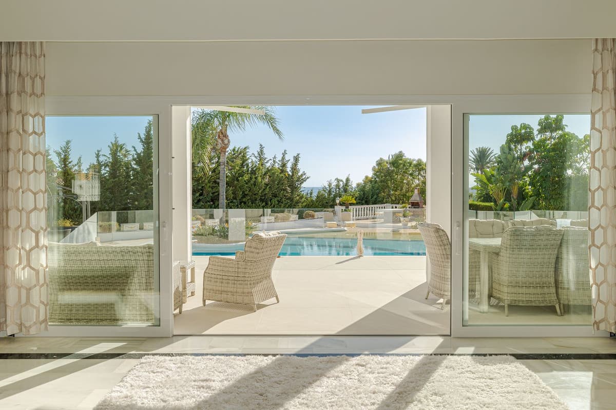 Detached Villa in El Paraiso — photo 4 of 10