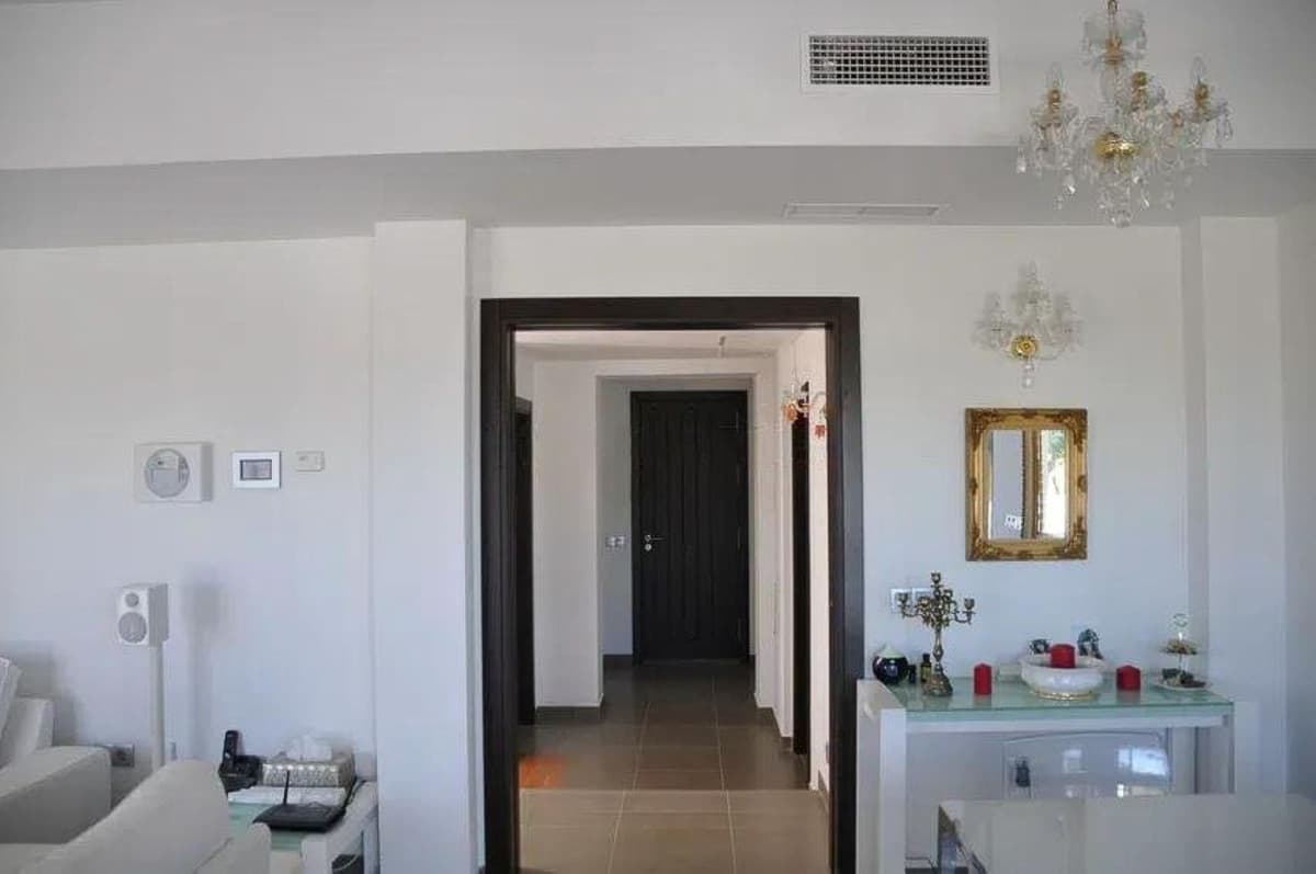 Semi-Detached House in Valle Romano — photo 7 of 10