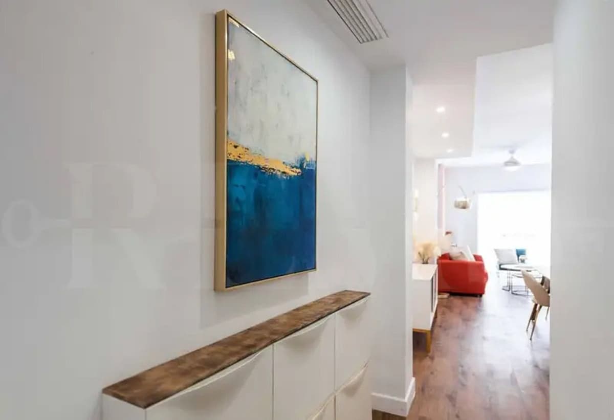 Middle Floor Apartment in Málaga Centro — photo 8 of 10