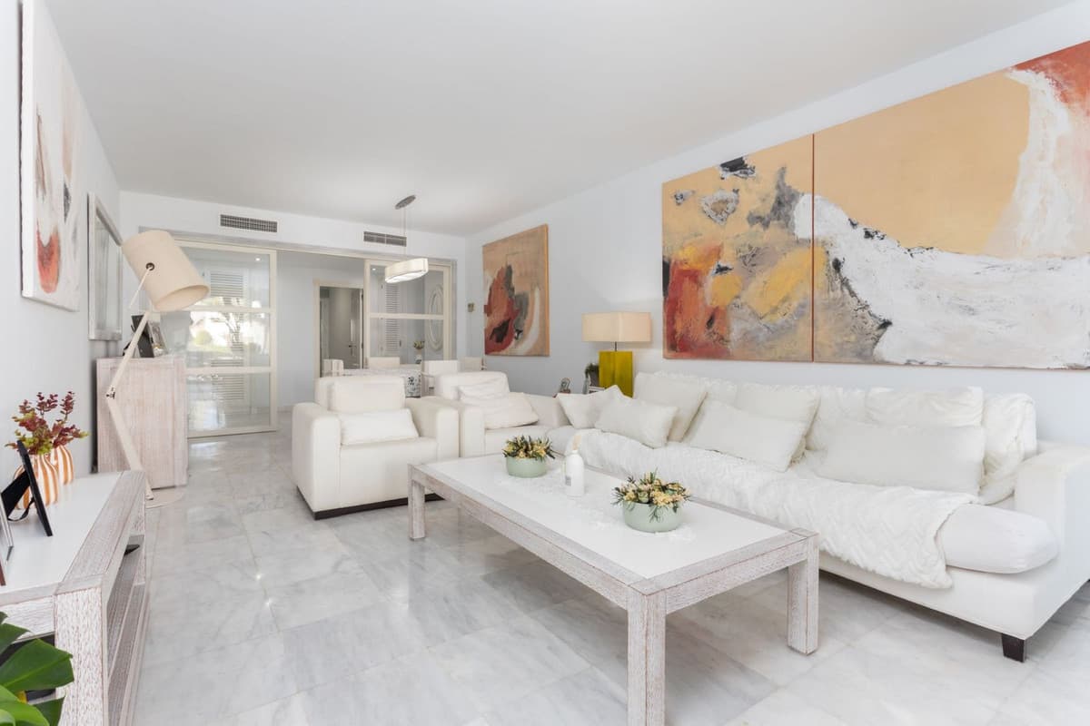 Ground Floor Apartment in San Pedro de Alcántara — photo 7 of 10