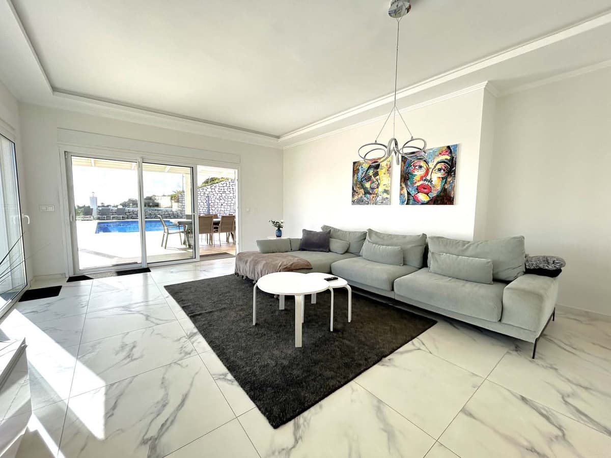 Detached Villa in Mijas Costa — photo 2 of 10