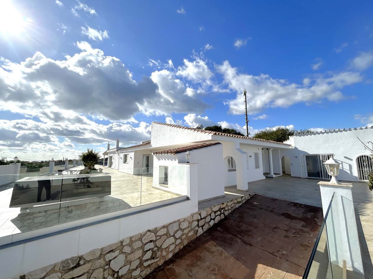 Detached Villa in Mijas Costa — photo 3 of 10