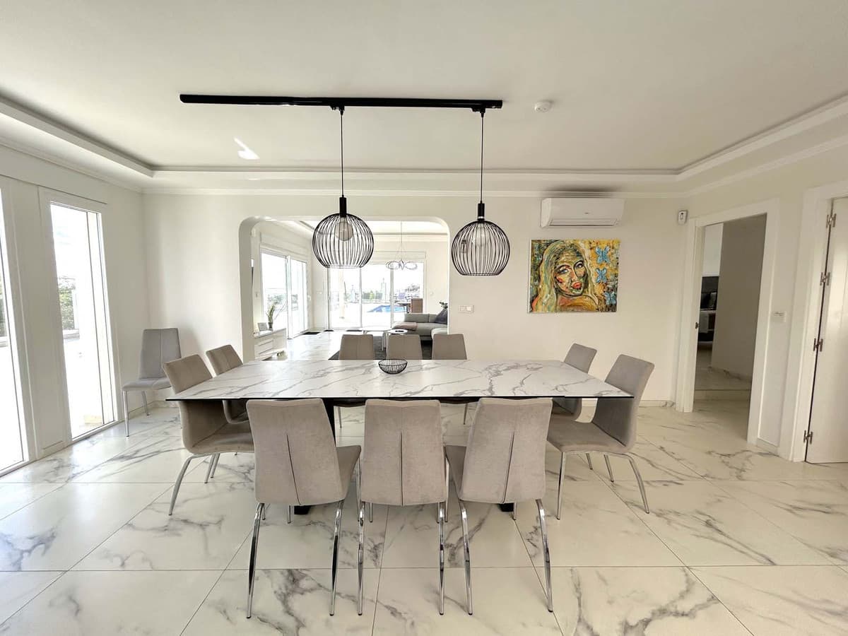 Detached Villa in Mijas Costa — photo 7 of 10