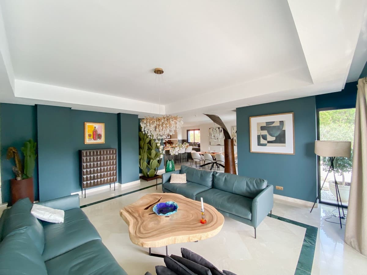 Detached Villa in Elviria — photo 5 of 10