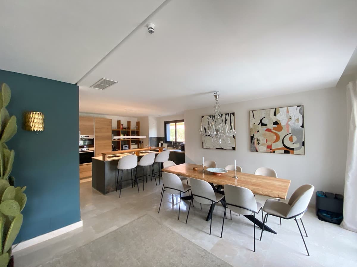 Detached Villa in Elviria — photo 6 of 10
