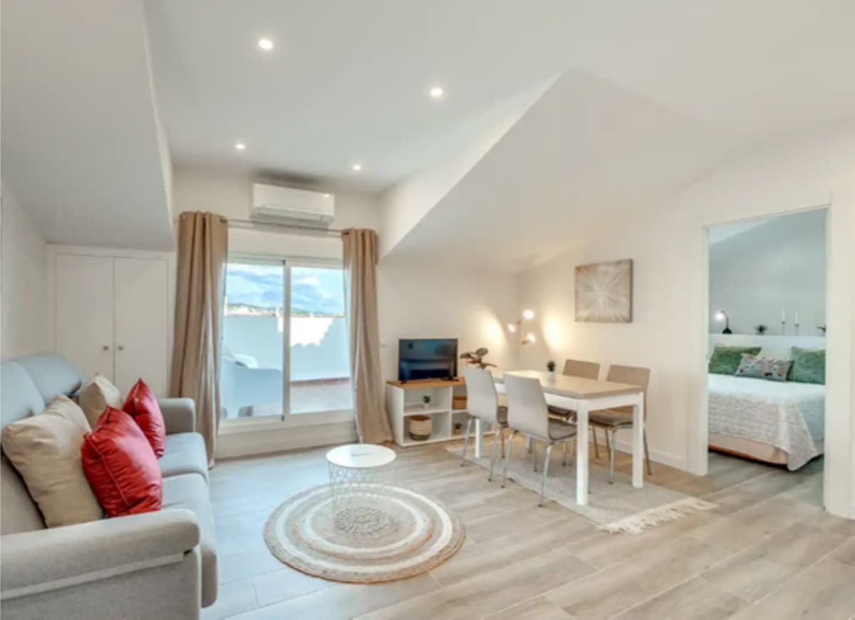 Penthouse in The Golden Mile — photo 4 of 10
