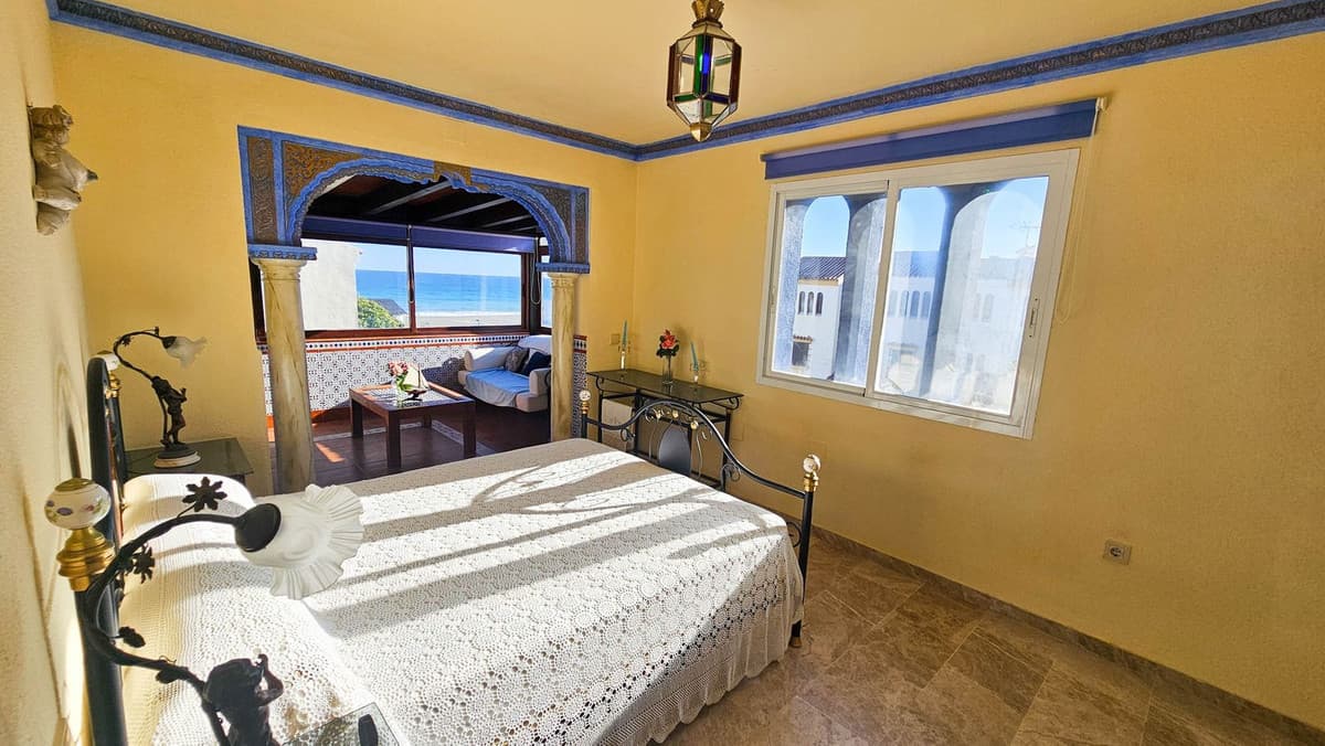 Semi-Detached House in Casares Playa — photo 5 of 10