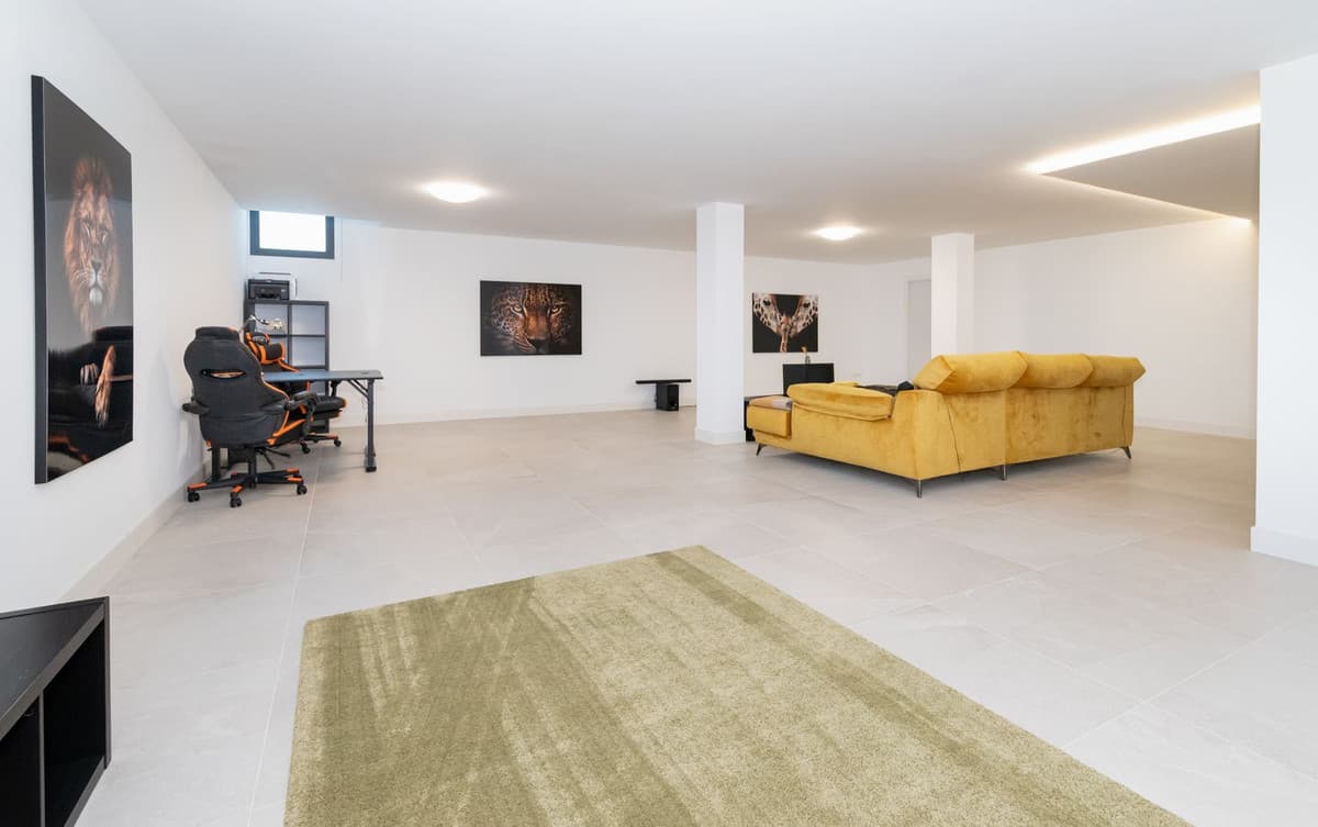 Middle Floor Apartment in Cabopino — photo 9 of 10