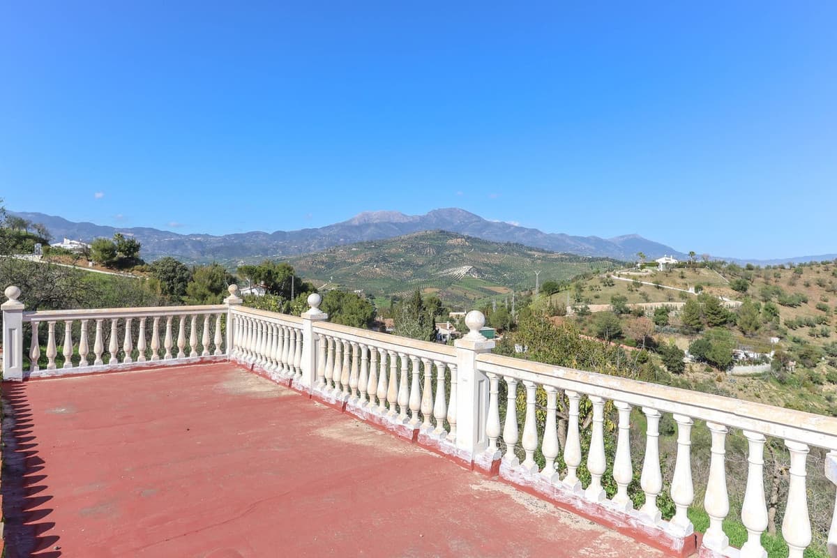 Cortijo in Guaro — photo 2 of 10