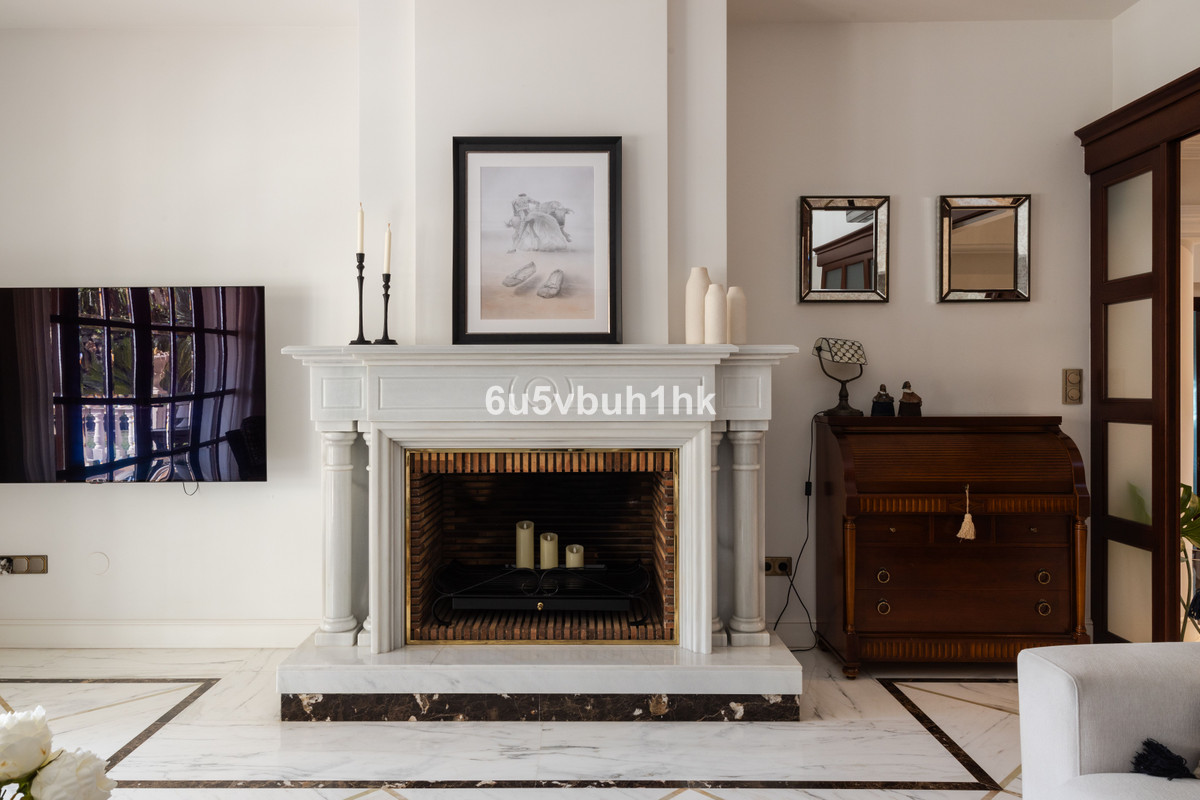 Detached Villa in Málaga — photo 5 of 10