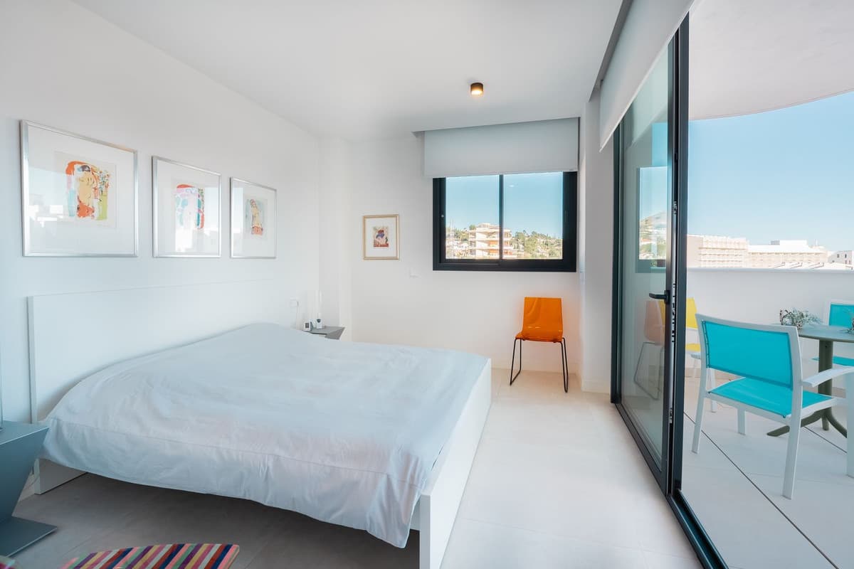 Middle Floor Apartment in Fuengirola — photo 7 of 10