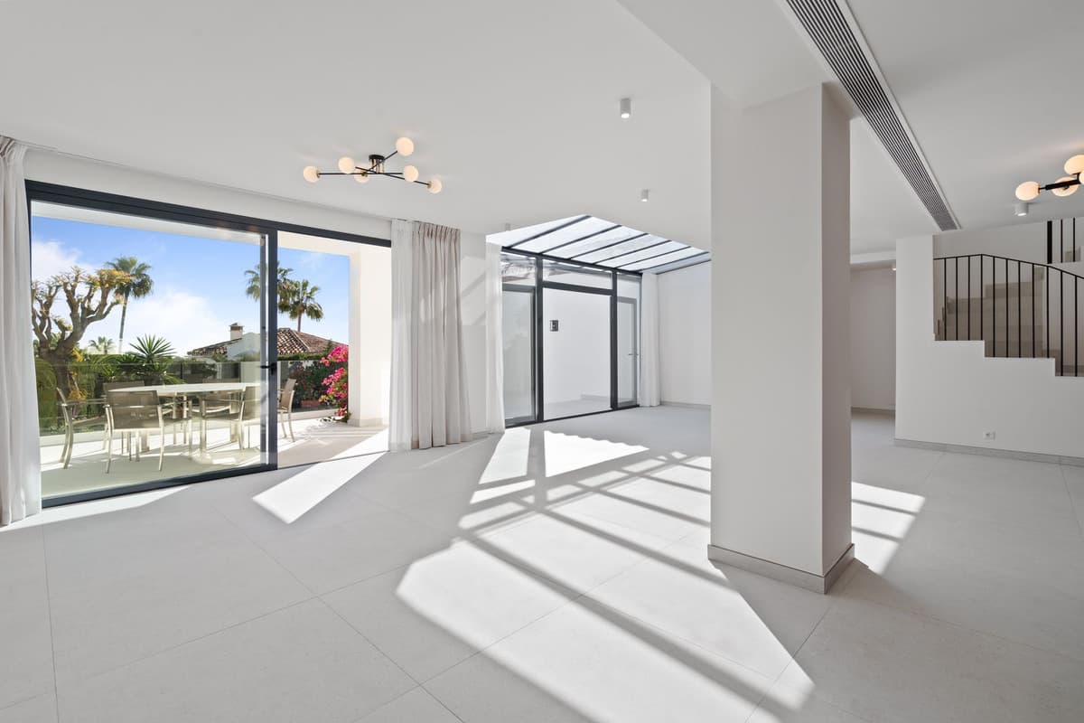 Detached Villa in Elviria — photo 6 of 10