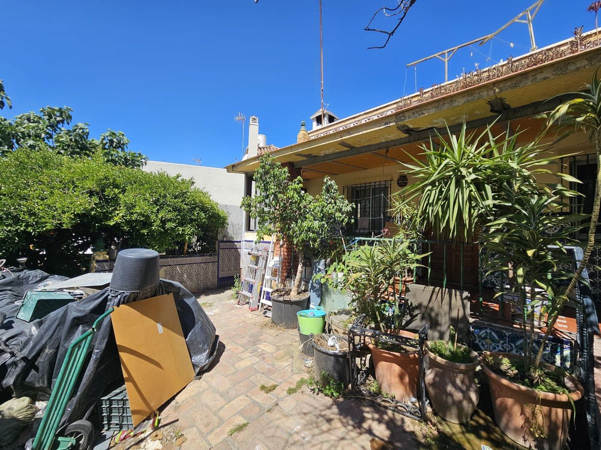 Semi-Detached House in Estepona — photo 1 of 10