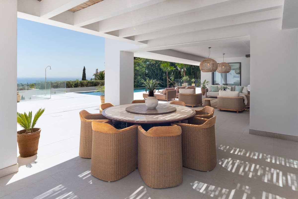 Detached Villa in Elviria — photo 4 of 10