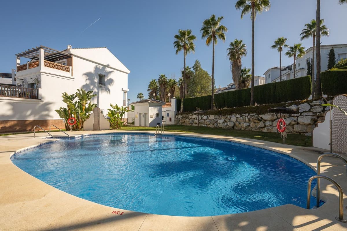 Townhouse in Alhaurín de la Torre — photo 2 of 10