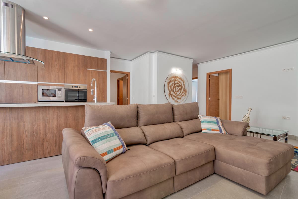 Middle Floor Apartment in Puerto Banús — photo 1 of 10