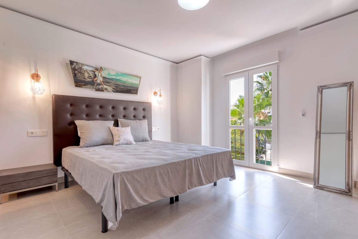 Middle Floor Apartment in Puerto Banús — photo 6 of 10