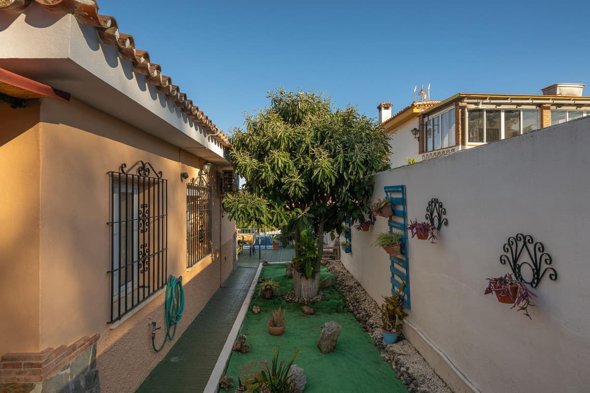 Bungalow in Alhaurín el Grande — photo 9 of 10