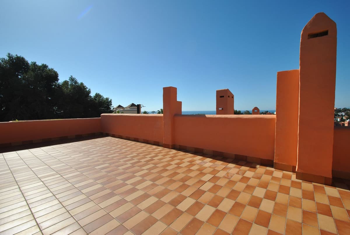 Townhouse in Cabopino — photo 1 of 10