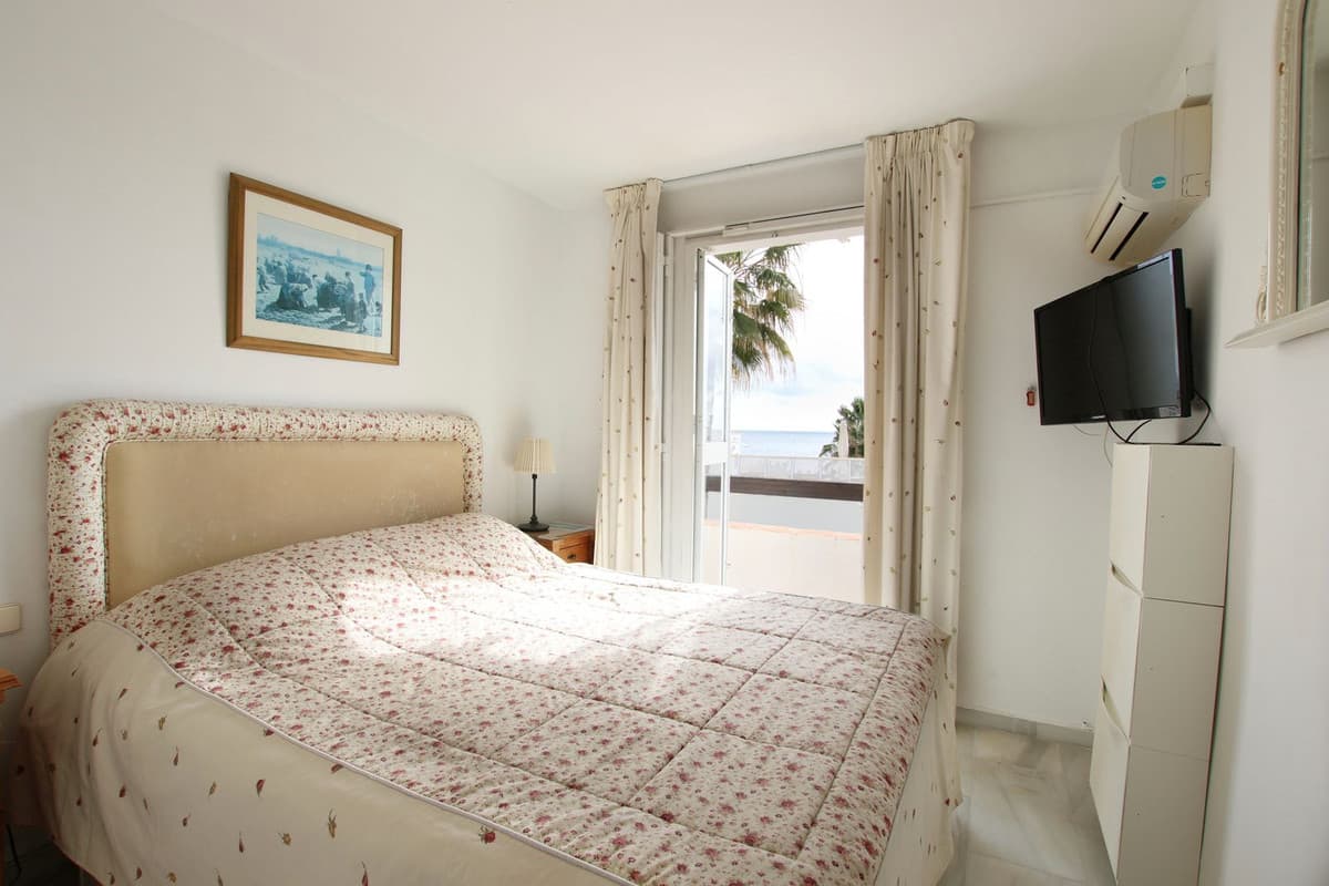 Penthouse in Calahonda — photo 4 of 10